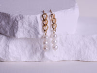 Pearl Chain Dangling Earrings