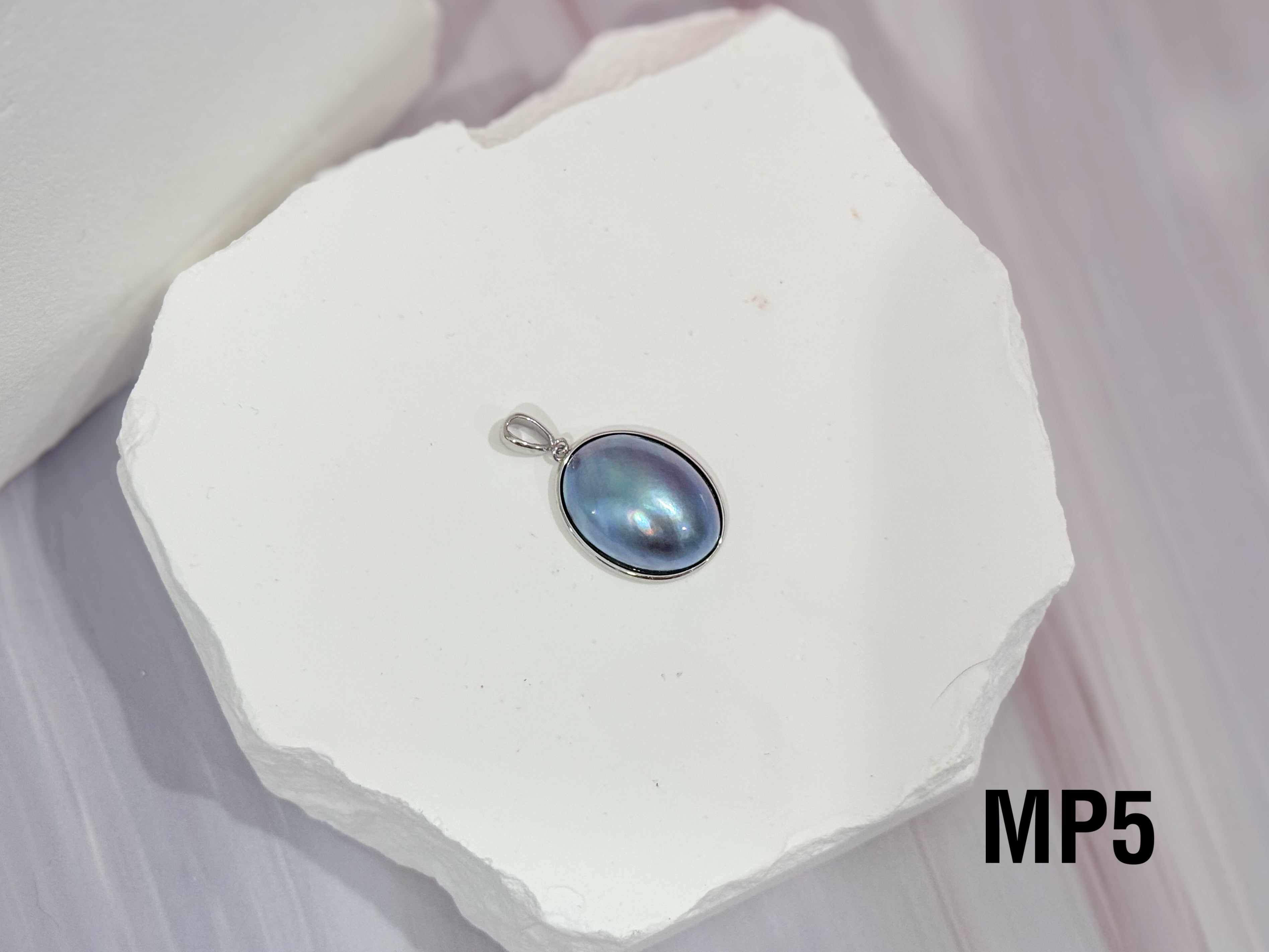 Mabe Pearl Pendant (chain not included) – Dandelyn's Pearl